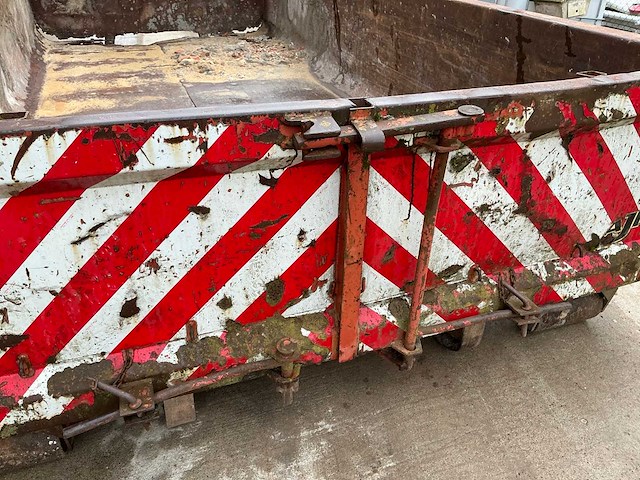 Afzetcontainer - afbeelding 10 van  10