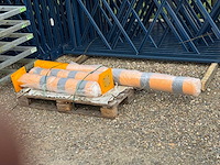 Afzetpalen staal voor poort bescherming 3x nieuw