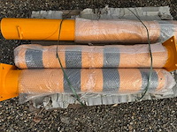 Afzetpalen staal voor poort bescherming 3x nieuw - afbeelding 2 van  3