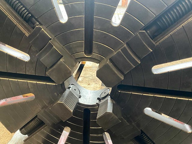 Afzonderlijk regelbare klauwplaat - afbeelding 3 van  4