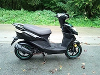 Agem - eagle - scooter - afbeelding 2 van  6
