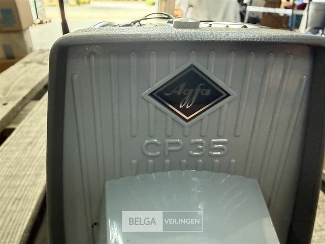 Agfa diaprojector - afbeelding 3 van  4