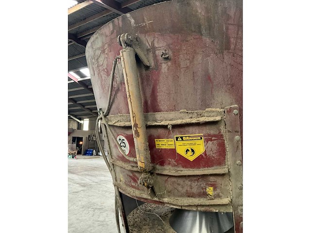 Agm voermengwagen - afbeelding 5 van  14