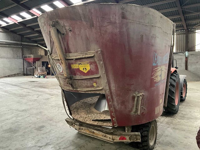 Agm voermengwagen - afbeelding 7 van  14