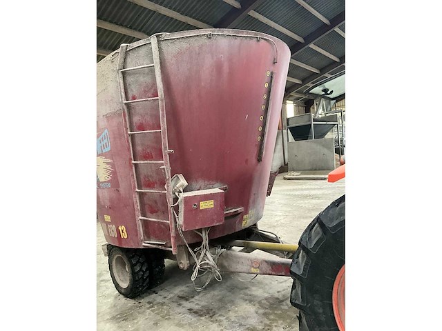 Agm voermengwagen - afbeelding 13 van  14