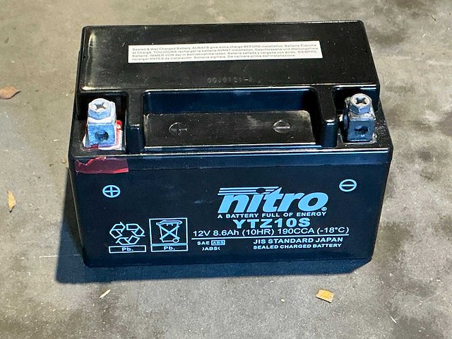 Agm ytz10s nitro motorfietsbatterij - afbeelding 1 van  3