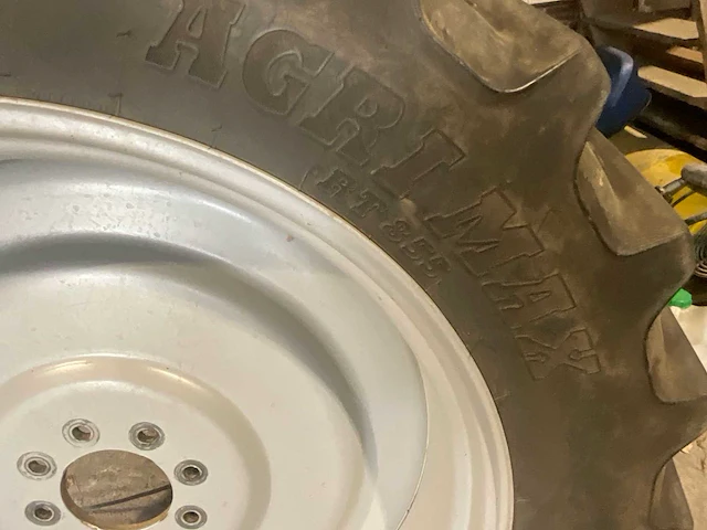Agri max rt855 banden, wielen & velgen - afbeelding 4 van  10