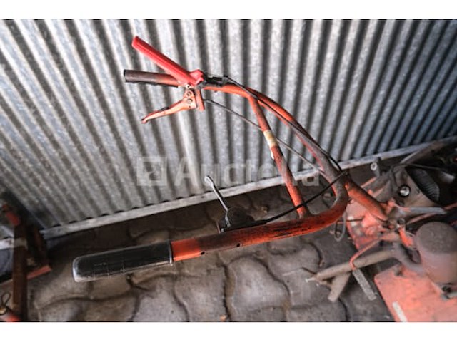 Agria 4000 benzine tweewielige tractor - afbeelding 5 van  9