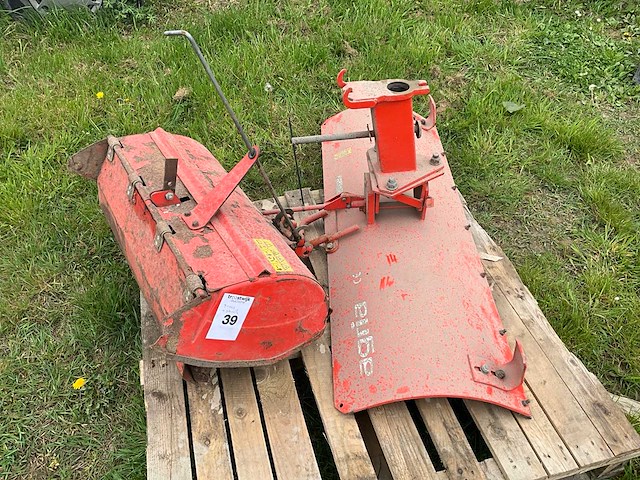 Agria grondfrees + sneeuwschuif tuinbouwtrekker - afbeelding 1 van  6