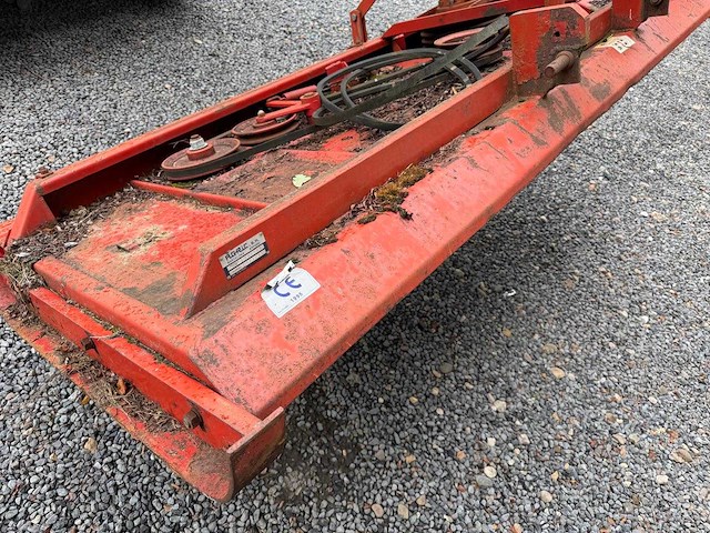 Agric db 275 weidebloter - afbeelding 8 van  12