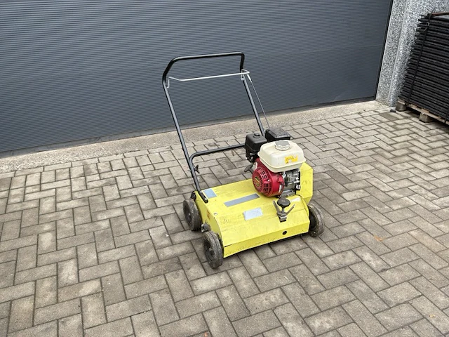 Agrinova ju603h rm verticuteermachine - afbeelding 4 van  11