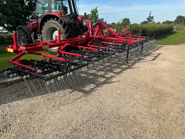 Agro-factory ii izak 9.0 hydraulisch opklapbare graslandeg met veertanden - afbeelding 19 van  25