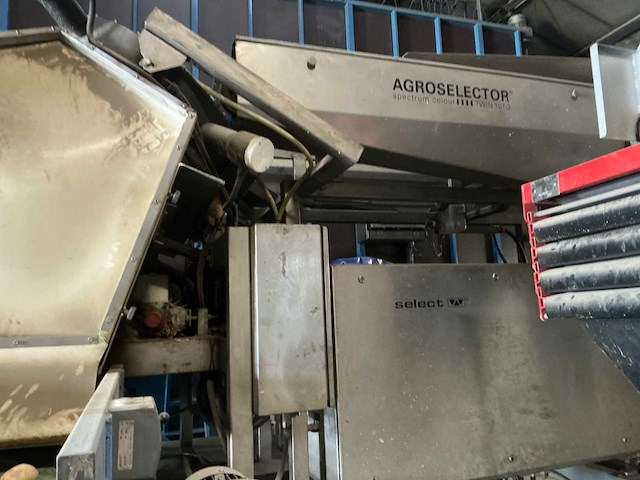Agroselector optische aardappelsorteermachine met transportbanden en draagconstructie select w aardappel sorteermachine - afbeelding 11 van  21