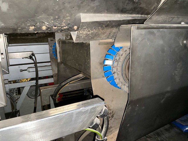 Agroselector optische aardappelsorteermachine met transportbanden en draagconstructie select w aardappel sorteermachine - afbeelding 3 van  17