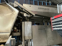 Agroselector optische aardappelsorteermachine met transportbanden en draagconstructie select w aardappel sorteermachine - afbeelding 9 van  17