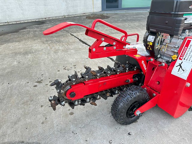 Agt - 2025 - tcr 650 - sleuvengraafmachine - afbeelding 2 van  18