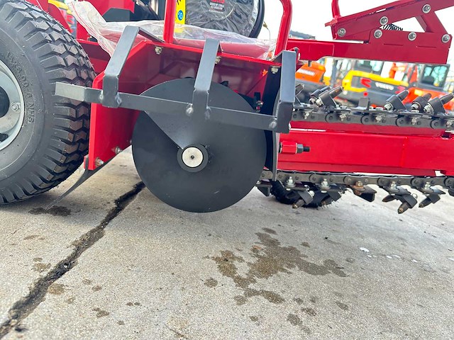Agt - 2025 - tcr 650 - sleuvengraafmachine - afbeelding 10 van  18
