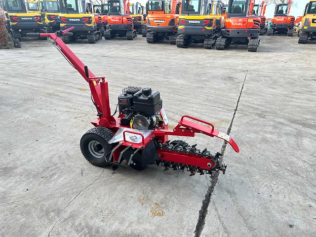 Agt - 2025 - tcr650 - sleuvengraafmachine - afbeelding 10 van  15