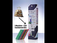 Aguafresh automatische tandenborstel + tandpastakit dispensers (25x) - afbeelding 4 van  5