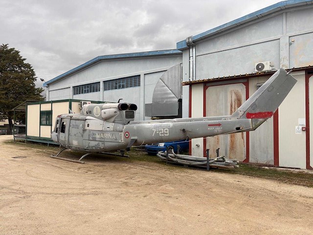 Agusta-bell ab-212 helicopter - afbeelding 2 van  7