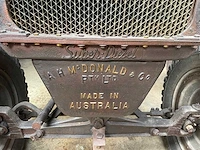 A.h. mcdonald imperial vintage tractor - collector's tractor - super-diesel twb – 1937 – 15 l - afbeelding 4 van  9