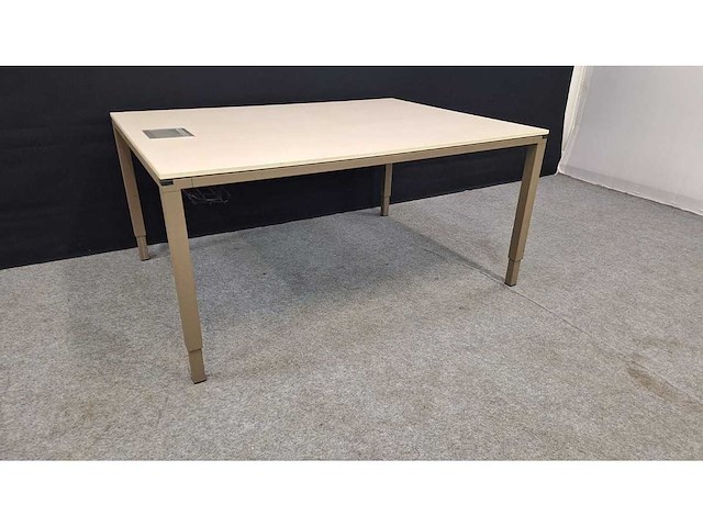 Ahrend - bureau / vergadertafel (5x) - afbeelding 2 van  7