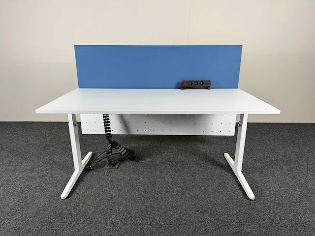 Ahrend - bureau - afbeelding 1 van  6