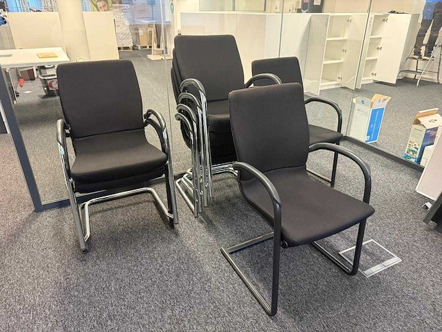 Ahrend - cantilever stoel - waiting room chair (8x) - afbeelding 2 van  5
