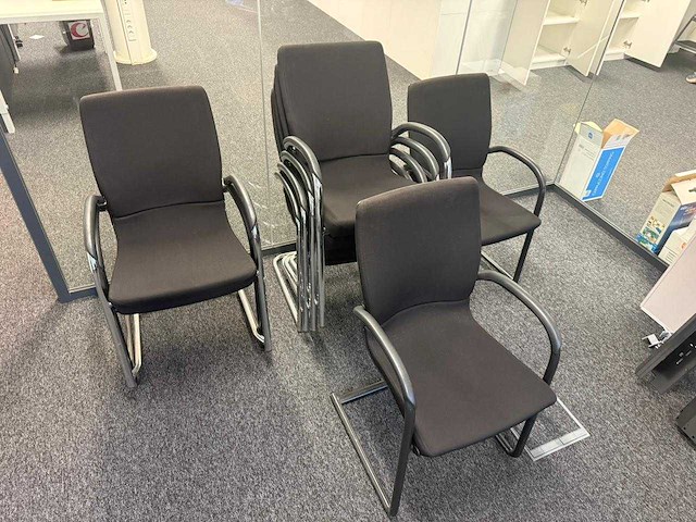 Ahrend - cantilever stoel - waiting room chair (8x) - afbeelding 3 van  5