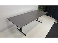 Ahrend - conference table - afbeelding 8 van  10