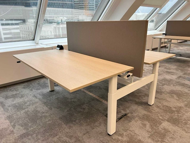 Ahrend - dubbele werkplaats - bureau (5x) - afbeelding 9 van  10