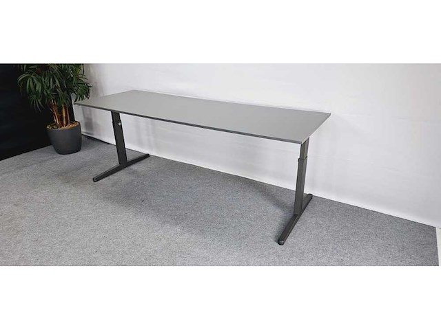 Ahrend - essa - vergadertafel - afbeelding 2 van  3