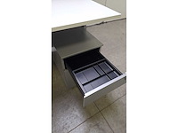 Ahrend - four-two - bureau met ladenblok - afbeelding 12 van  14