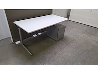 Ahrend - four-two - bureau met ladenblok - afbeelding 4 van  14