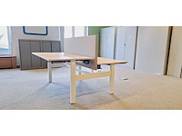 Ahrend - four two - desk (4x) - afbeelding 3 van  5