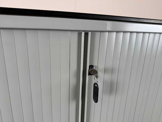 Ahrend - halfhoge verticale roldeurkast - archiefkast - afbeelding 6 van  7