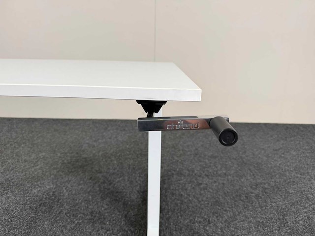 Ahrend - met slinger verstelbaar - bureautafel - afbeelding 4 van  8