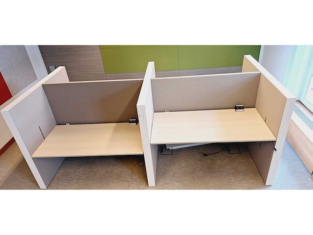 Ahrend - systeem workbench voor 4 personen - afbeelding 1 van  10