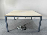 Ahrend - vierkant 140 x 140 - vergadertafel - afbeelding 1 van  8