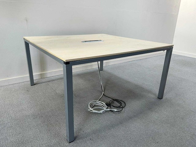 Ahrend - vierkant 140 x 140 - vergadertafel - afbeelding 8 van  8