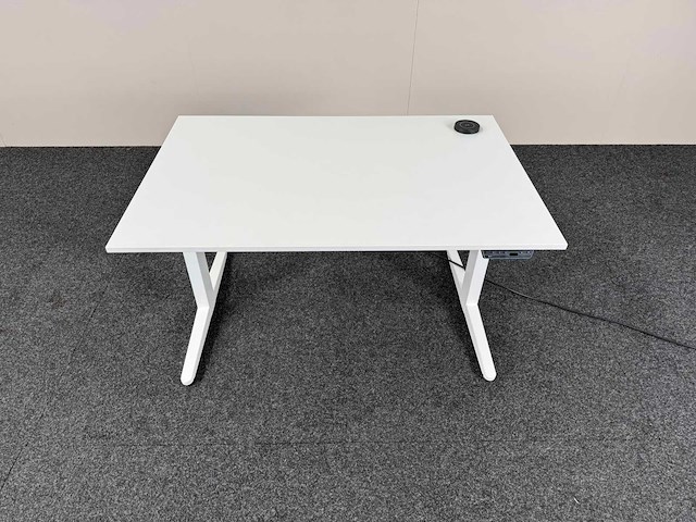 Ahrend - zit-sta elektrisch verstelbaar - bureautafel - afbeelding 4 van  9