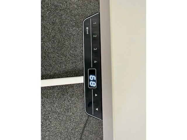 Ahrend - zit-sta elektrisch verstelbaar - bureautafel - afbeelding 5 van  9