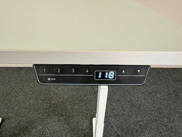 Ahrend - zit-sta elektrisch verstelbaar - bureautafel - afbeelding 7 van  9