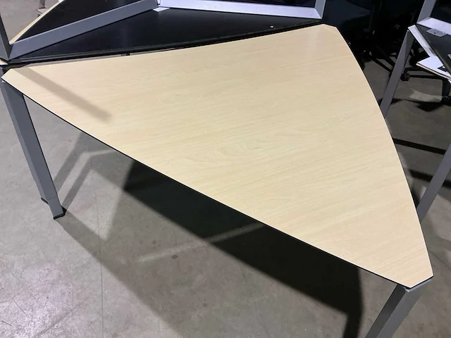 Ahrend bureautafel (3x) - afbeelding 2 van  7