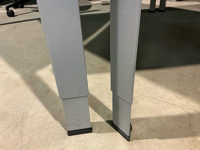 Ahrend bureautafel (3x) - afbeelding 5 van  7