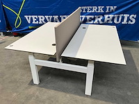 Ahrend elektrisch verstelbaar bureau-eiland