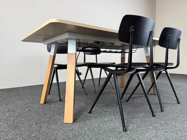 Ahrend / hay - vergaderset - afbeelding 3 van  8