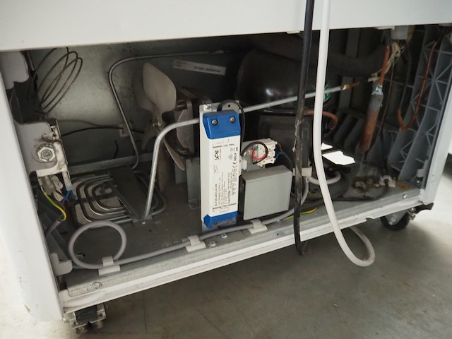 Aht - afbeelding 6 van  7