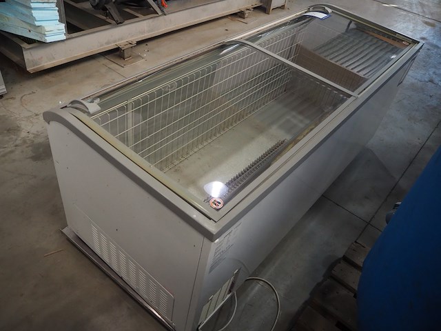 Aht - afbeelding 4 van  9