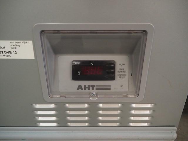 Aht - afbeelding 6 van  8